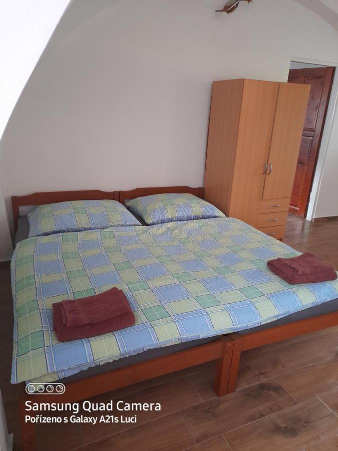 Apartament Kojan Jílovice Zewnętrze zdjęcie