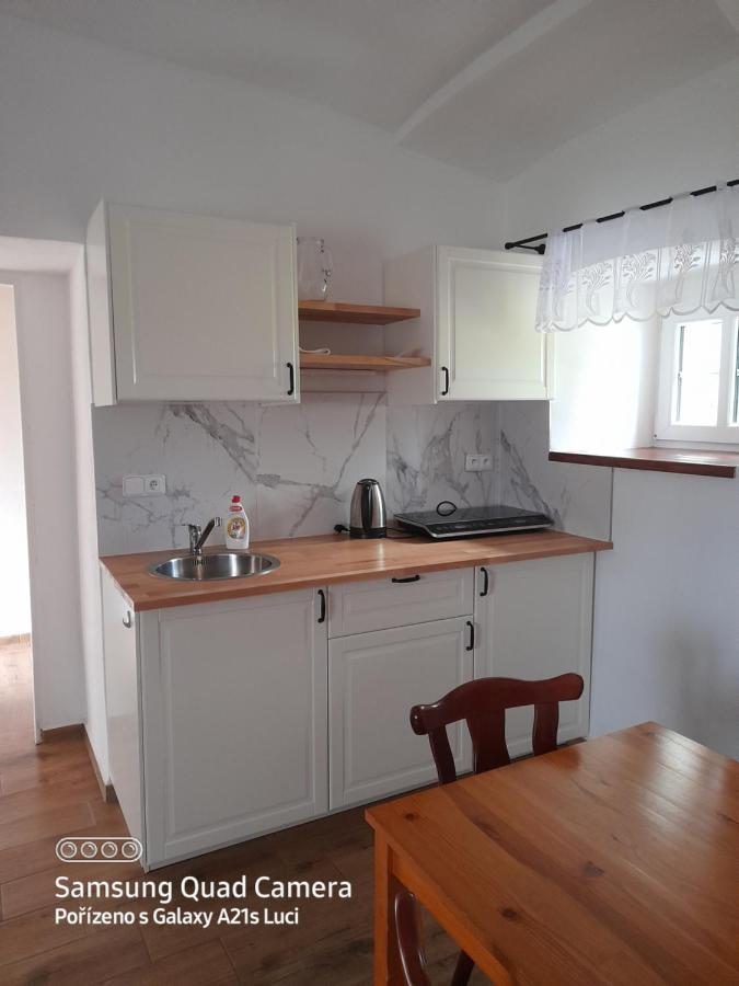 Apartament Kojan Jílovice Zewnętrze zdjęcie