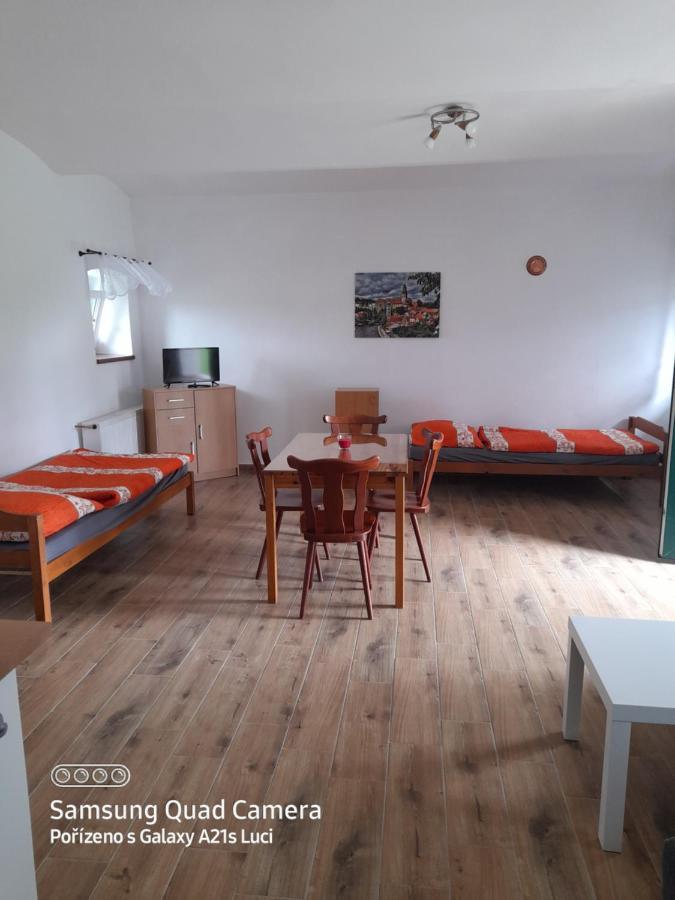 Apartament Kojan Jílovice Zewnętrze zdjęcie