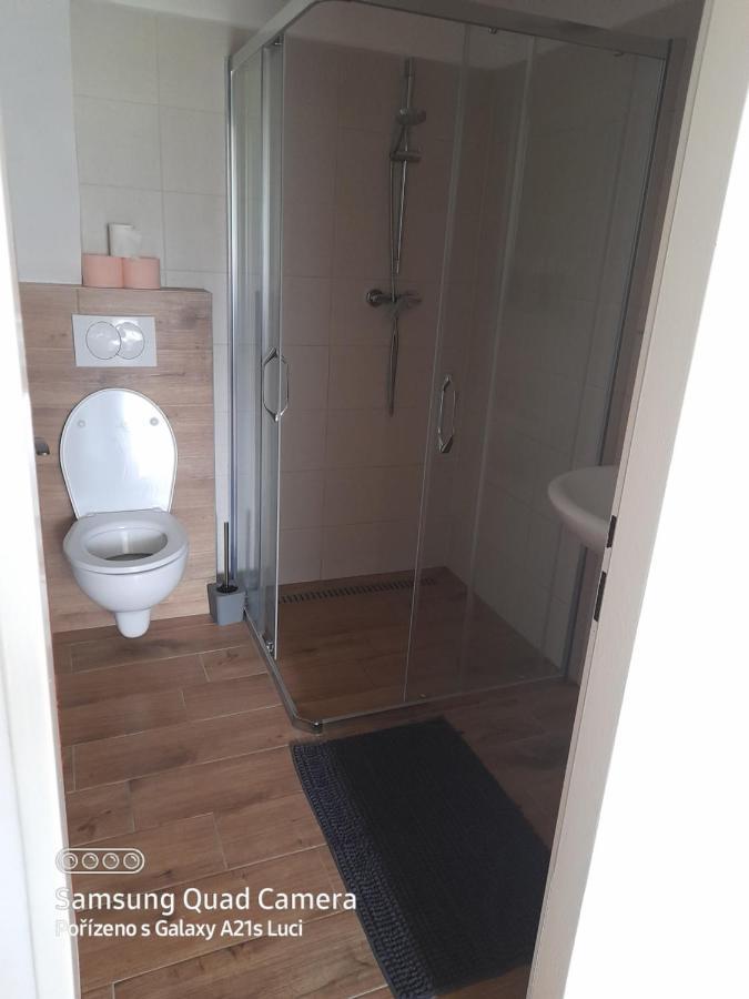 Apartament Kojan Jílovice Zewnętrze zdjęcie